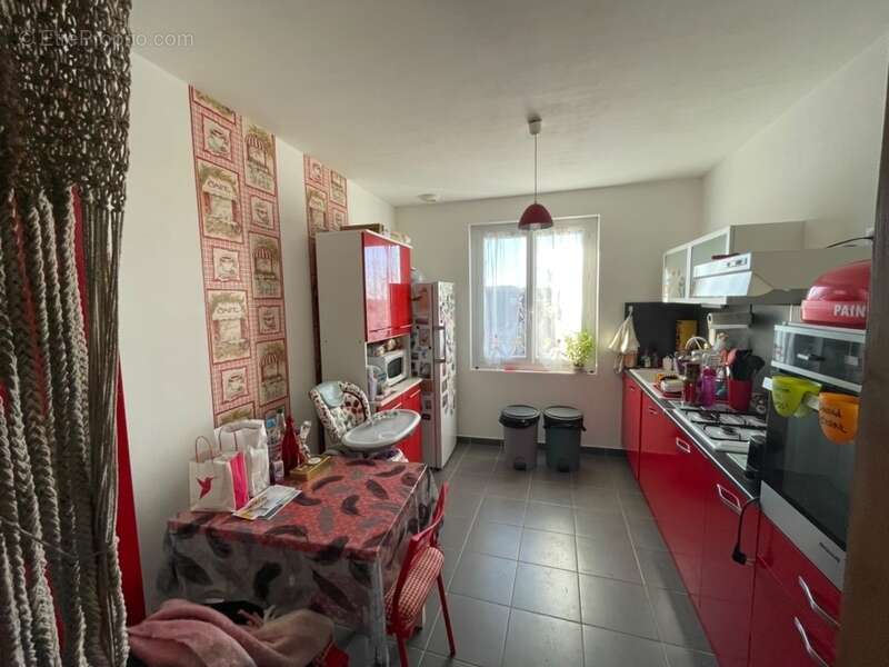 Maison à MONTAIGUT-LE-BLANC