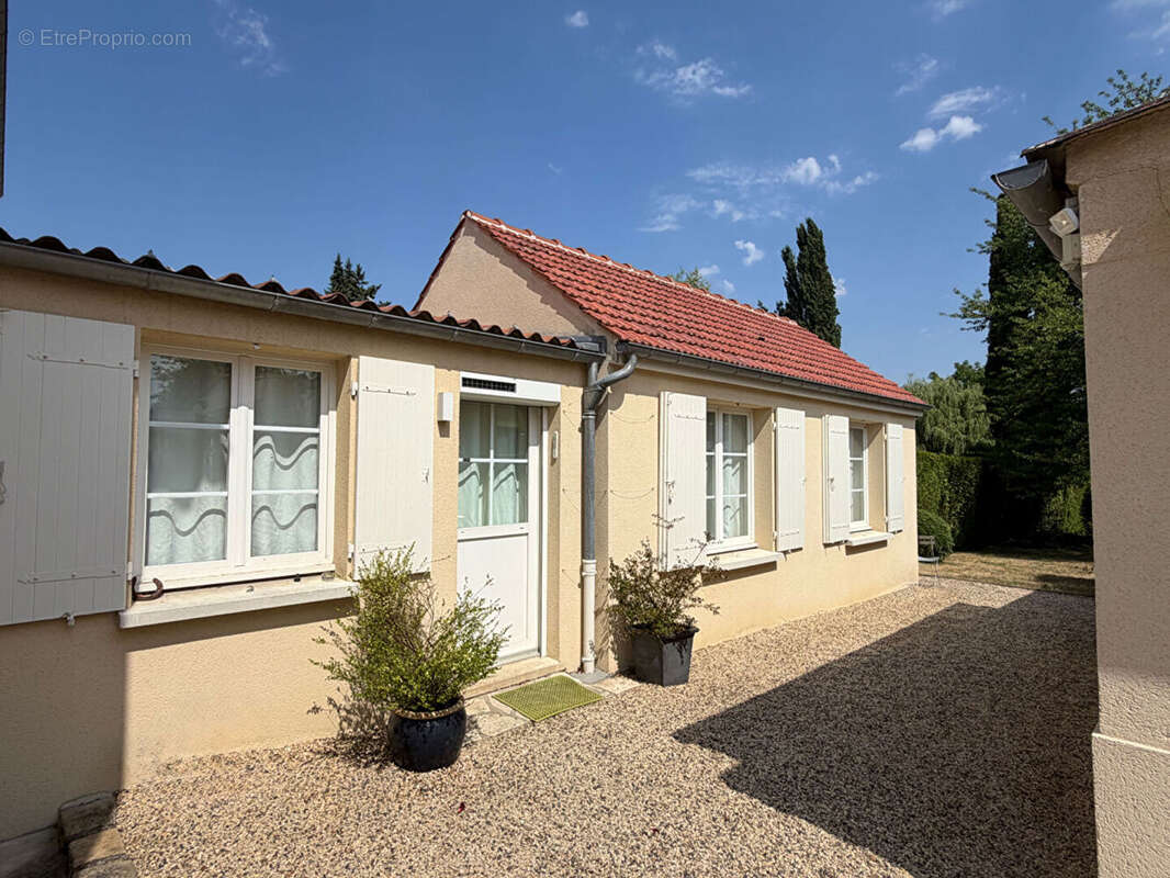 Maison à SENLIS