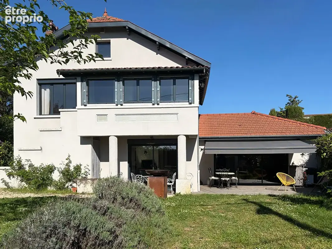 Maison années 1930 T6 de 152 m² avec 4 chambres + bureau jardin - photo 11