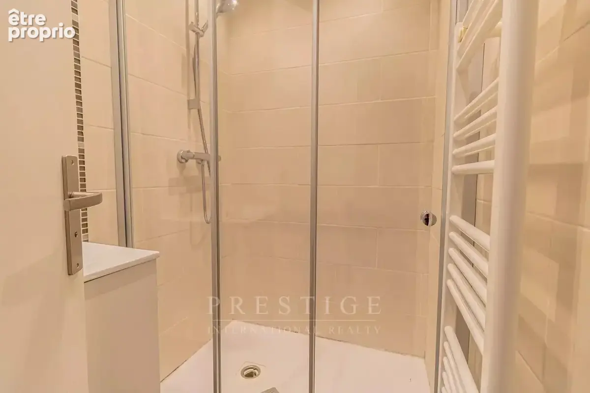 Vieille Antibes, 4 pièces en duplex rénové & meublé - photo 20
