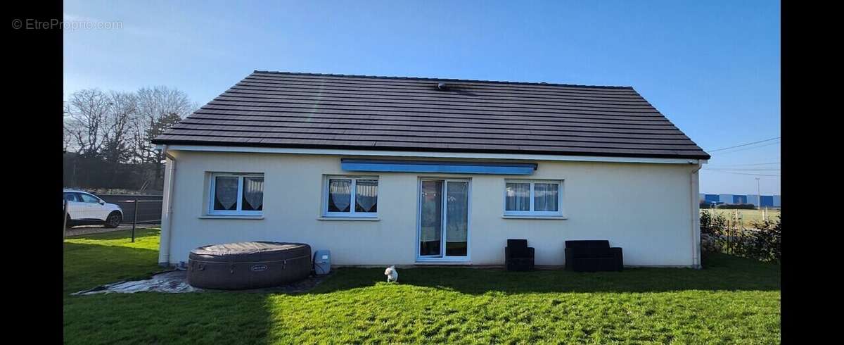 Maison à SAINT-NICOLAS-D&#039;ALIERMONT