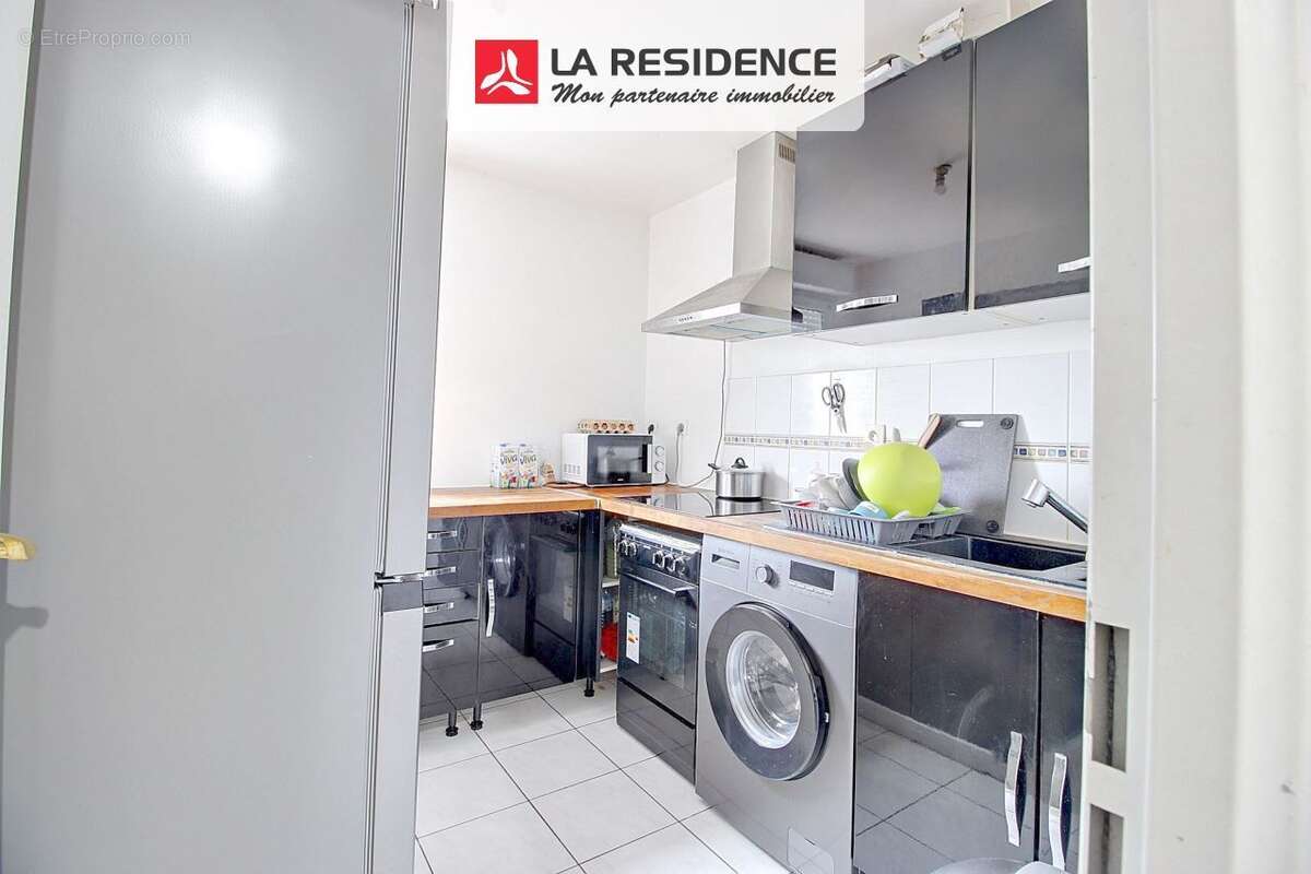 Appartement à CHANTELOUP-LES-VIGNES