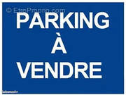Parking à HAUX