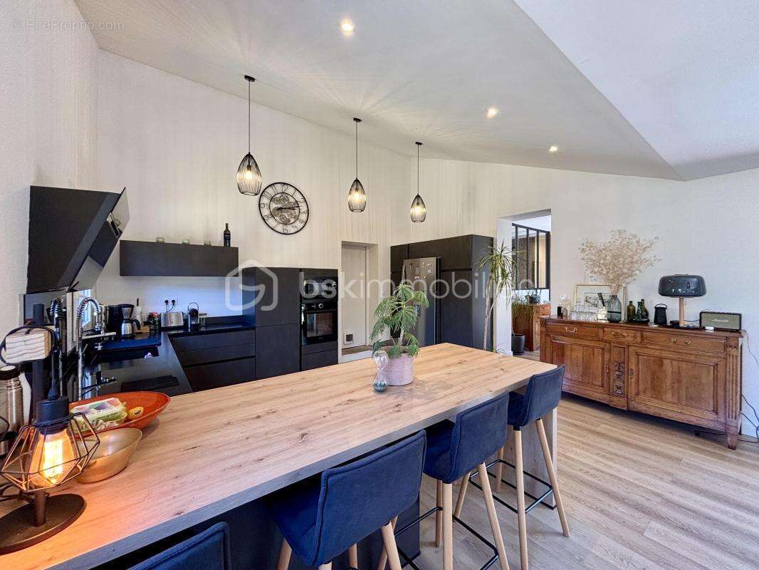 Maison T4 avec garage sur 1480m2 de terrain - photo 7