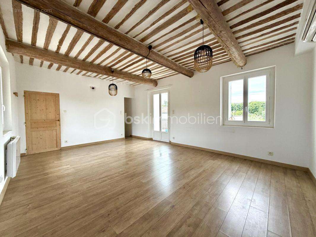 Maison à MALEMORT-DU-COMTAT
