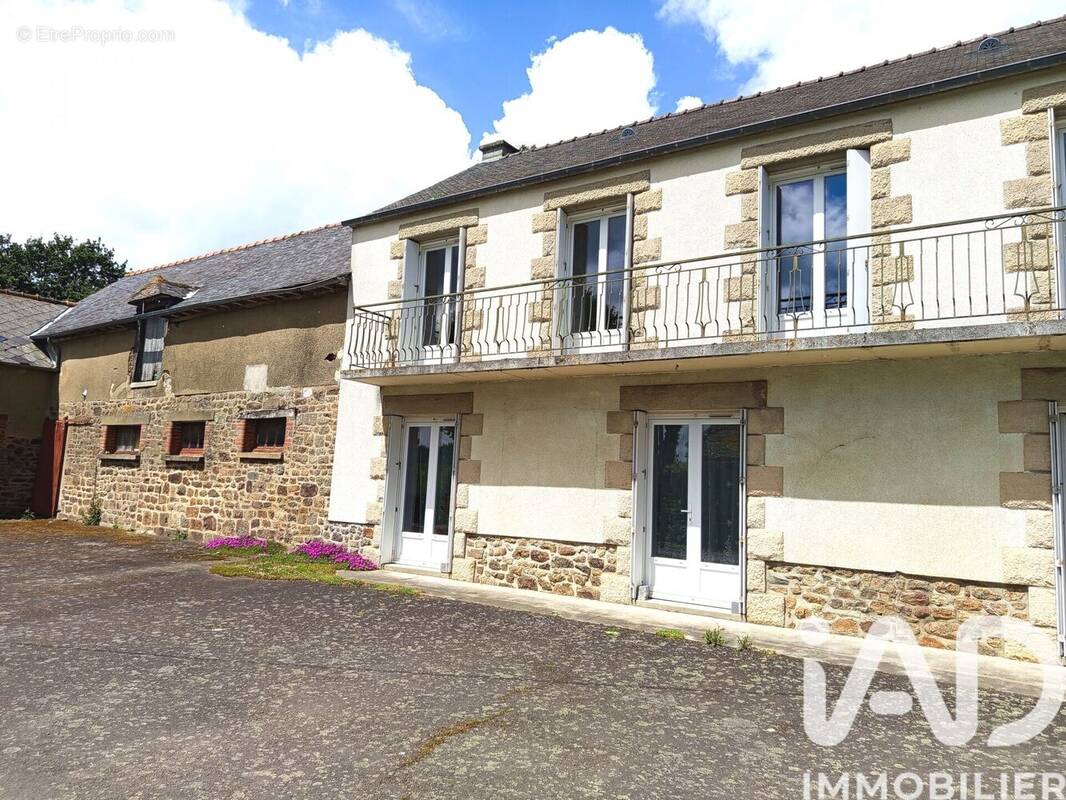 Photo 1 - Maison à TINTENIAC