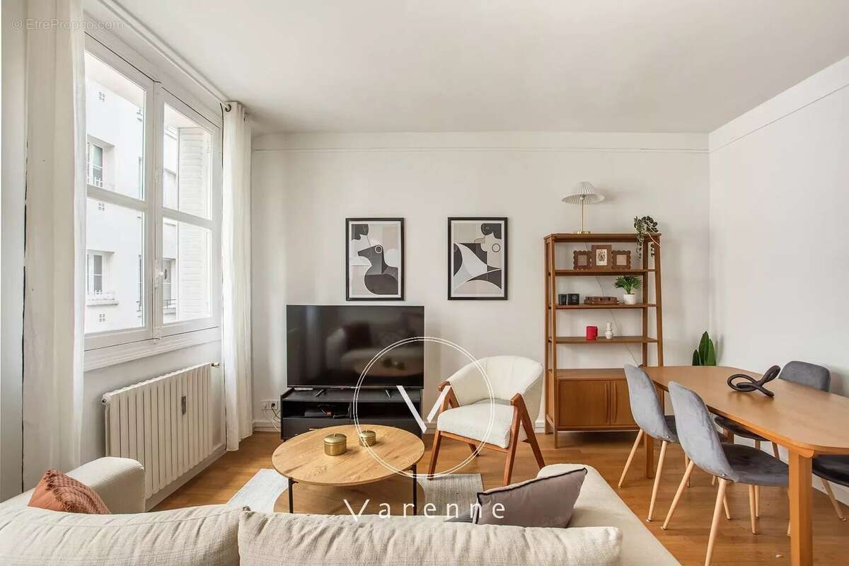 Appartement à PARIS-7E