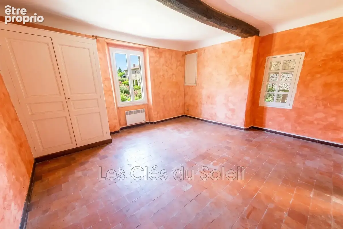 Maison 4 pièces 105 m² à vendre à Flassans-Sur-Issole (83340) - photo 2