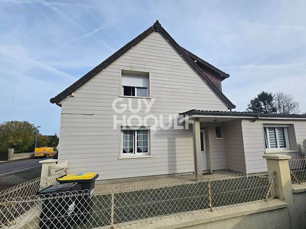 Maison à SAINT-JEAN-DE-DAYE