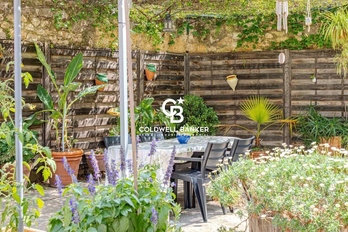 Maison à LUNEL-VIEL