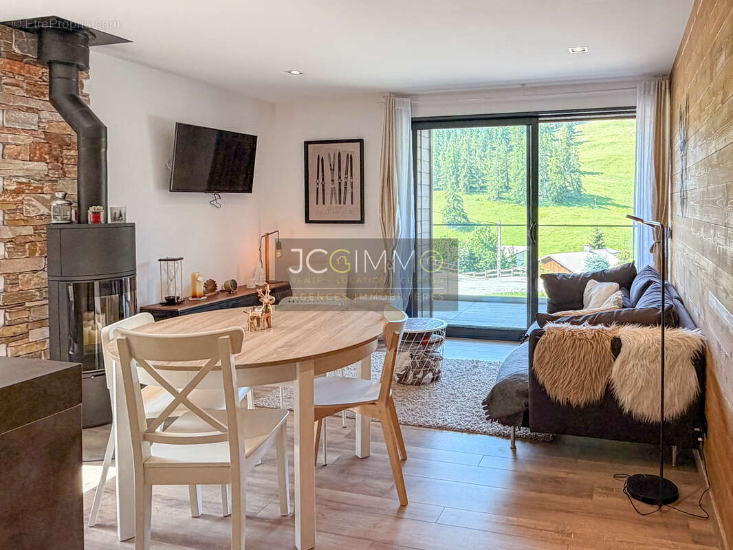 Superbe appartement triplex dans un chalet avec vue dominante et garage - photo 2