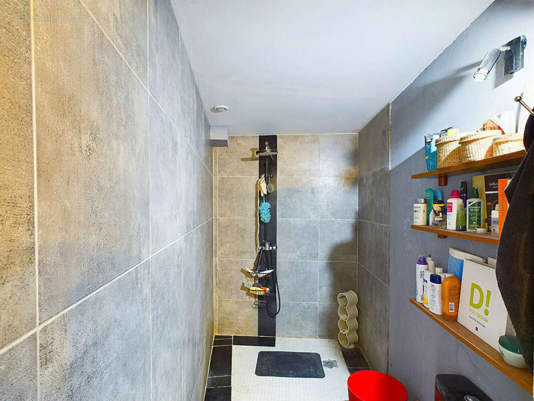 Loft de 245m²  sur 3 plateaux d'ans une ancienne filature  sur parcelle de 900m² situe a villeneuve de berg 07170 - photo 13