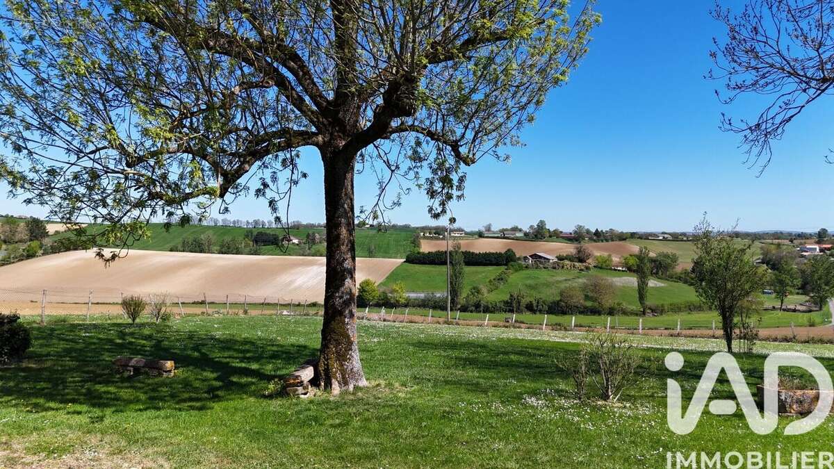 Maison 85 m² à Montalzat  - photo 9