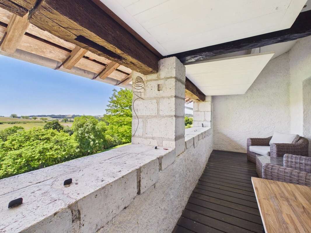 Superbe propriété de cinq chambres et maison d'amis - photo 5