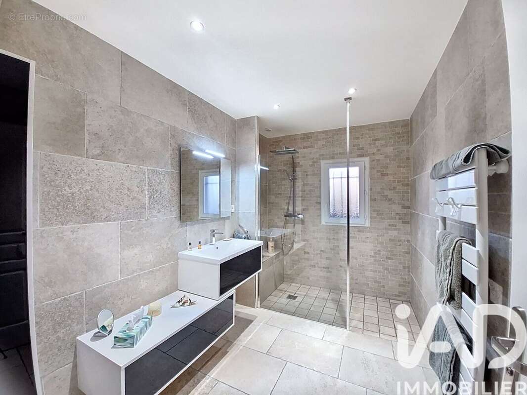 Maison 99 m² à Varennes-Changy  - photo 9