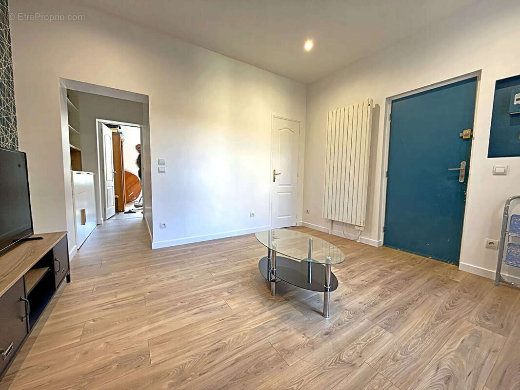 ALERTE INVESTISSEMENT proche Gare !! Appartement loué !! - photo 2