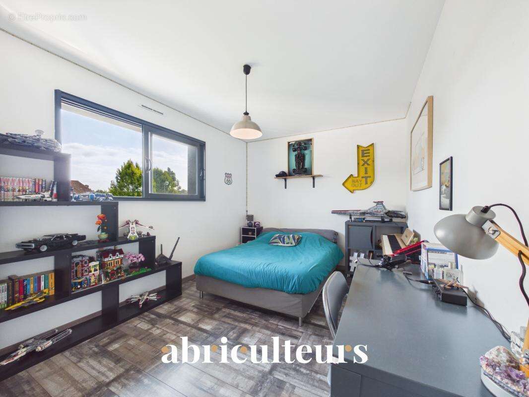 Villa contemporaine de 2018 avec piscine et toit-terrasse en vente à Seignosse Bourg (40510) - photo 17