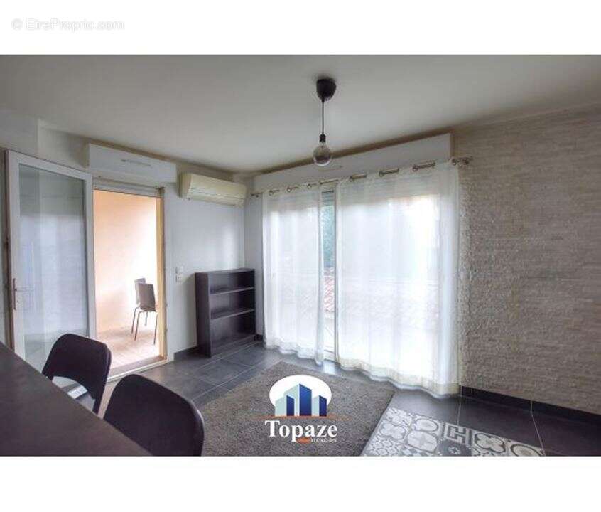 Appartement à PUGET-SUR-ARGENS