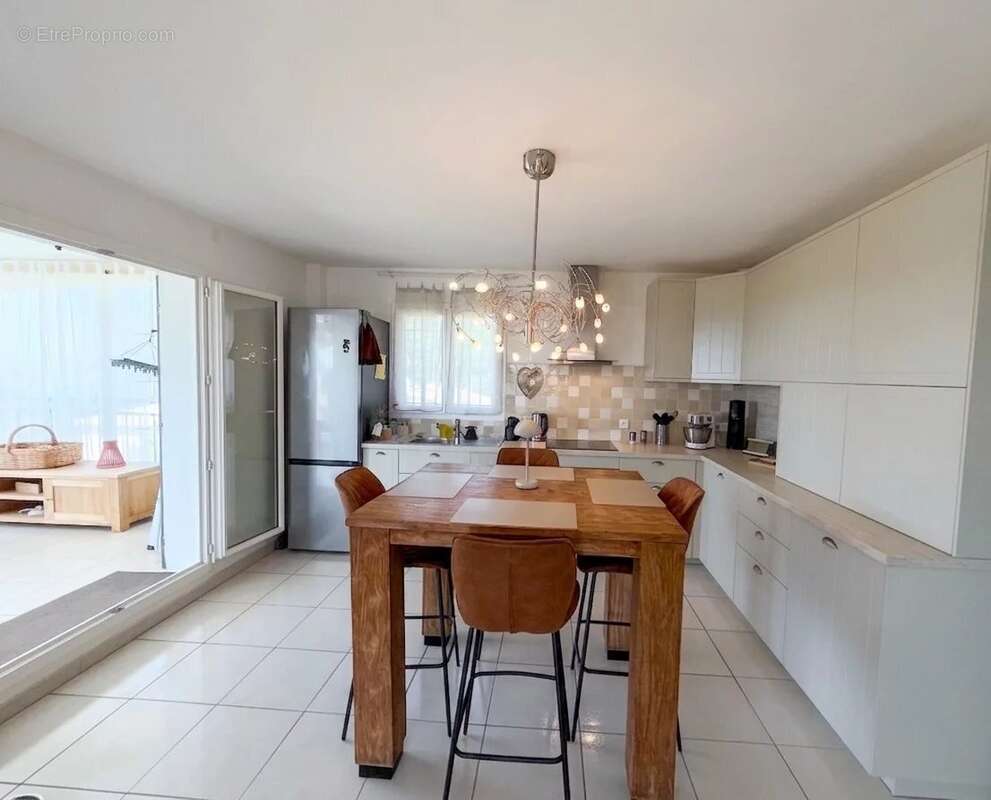 Maison à REGUSSE