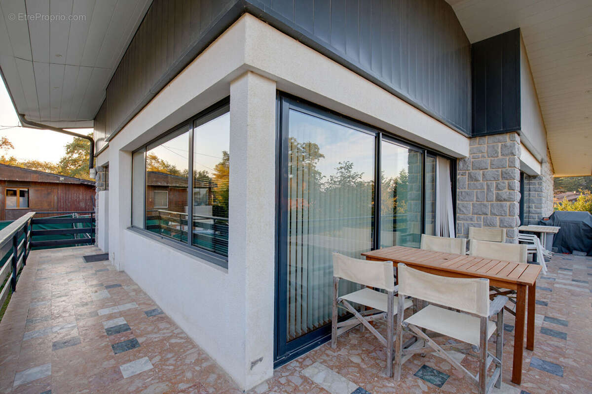 Maison à EXCENEVEX