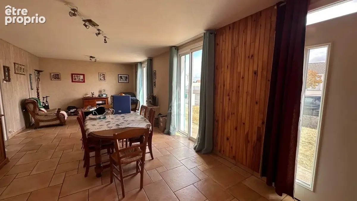 Maison à LA BRUFFIERE
