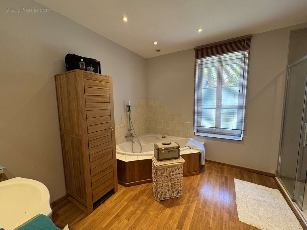 Maison à BELLERIVE-SUR-ALLIER