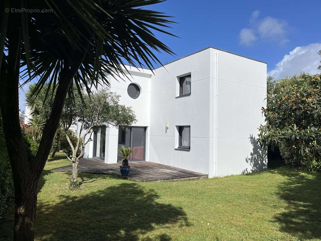 Maison à LARMOR-PLAGE