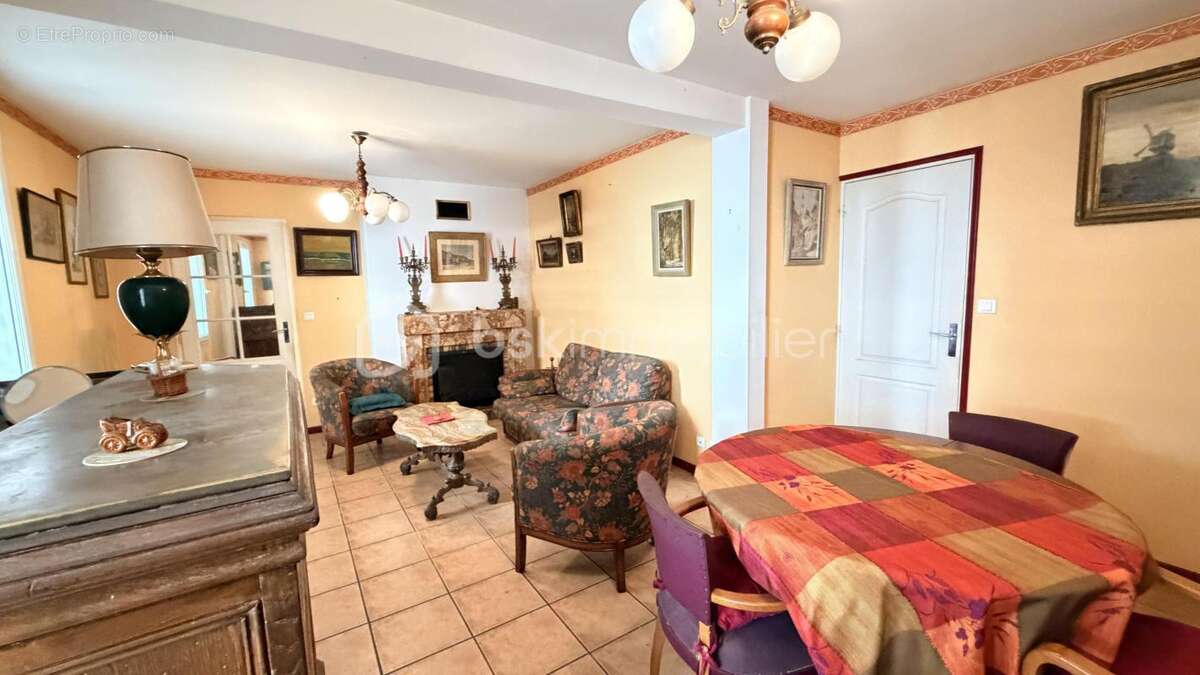 Maison - immeuble avec extèrieur - photo 3