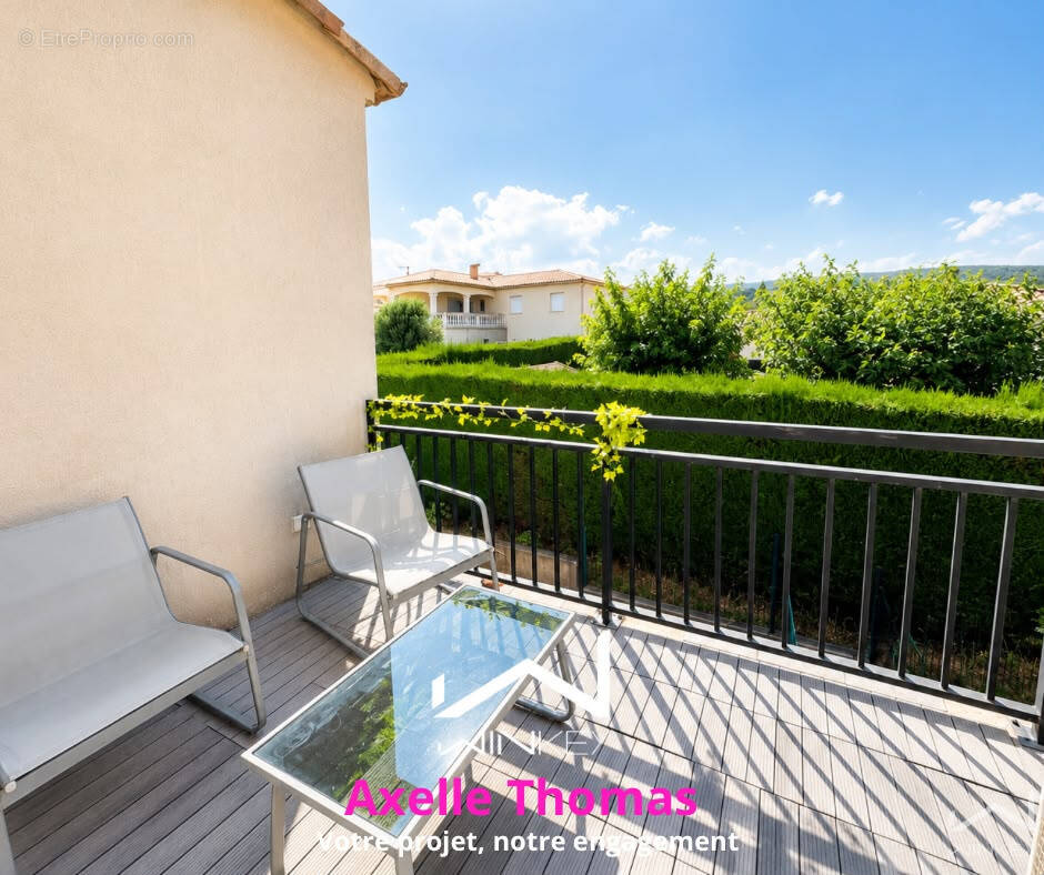 Appartement à BOURG-SAINT-ANDEOL