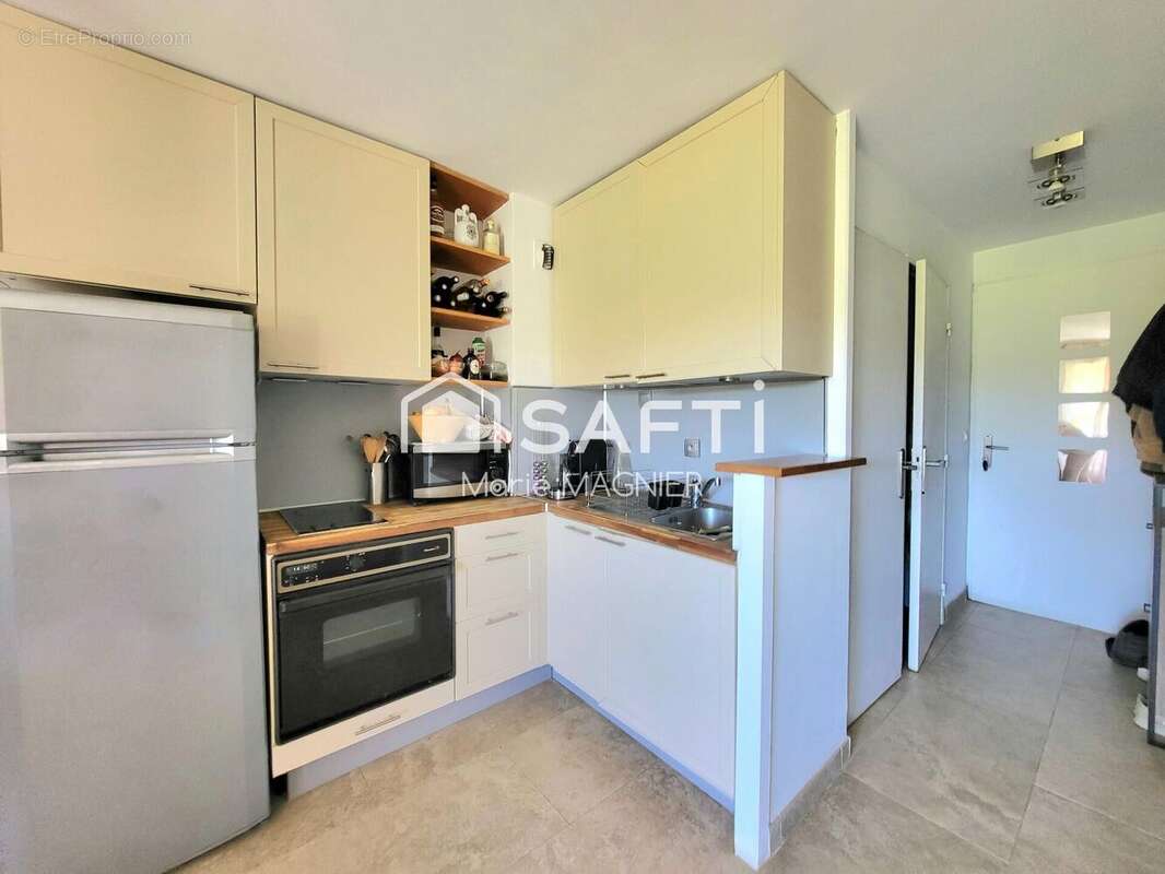 Photo 2 - Appartement à LA CROIX-VALMER