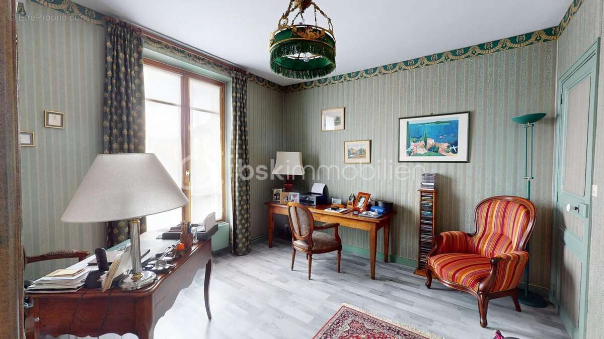 Maison à CORBEIL-ESSONNES