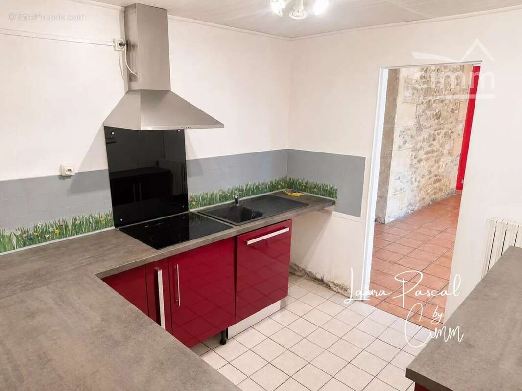 Maison familiale avec nombreuses dépendances – Générac (33920) - photo 7
