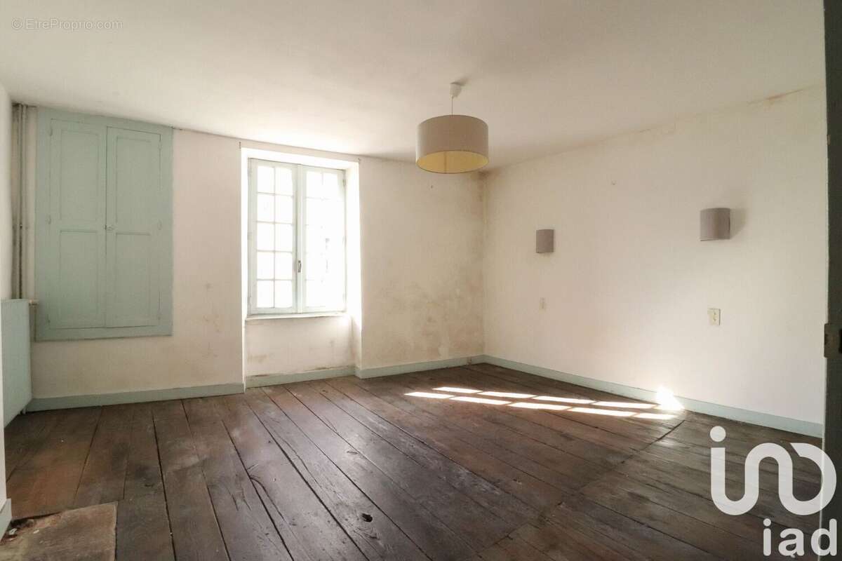 Photo 6 - Maison à SAINT-LAURENT-SUR-GORRE