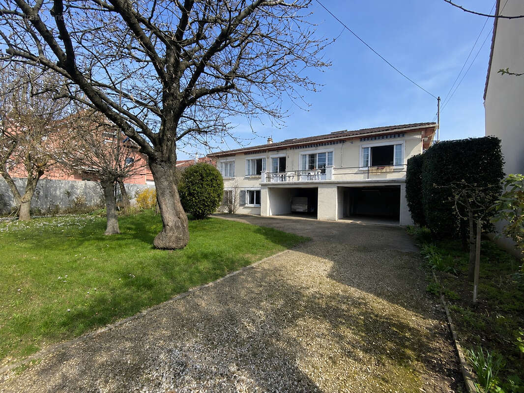 Maison dans quartier ouest d'ormesson - photo 2