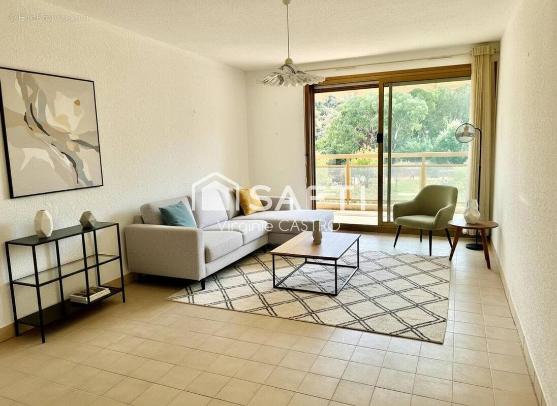 Photo 1 - Appartement à MANDELIEU-LA-NAPOULE