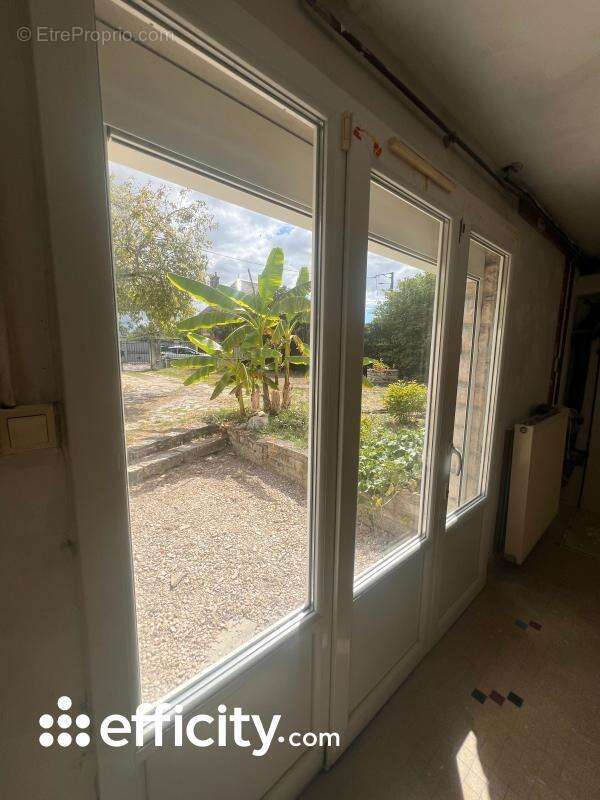 Maison 90 m² à La Riviere-De-Corps  - photo 13
