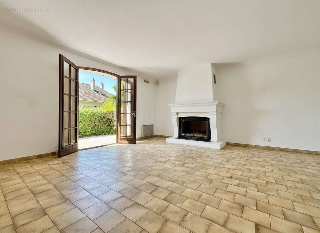 Maison à OLIVET
