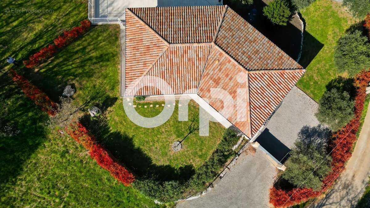 Maison à SAINT-ALBAN-AURIOLLES