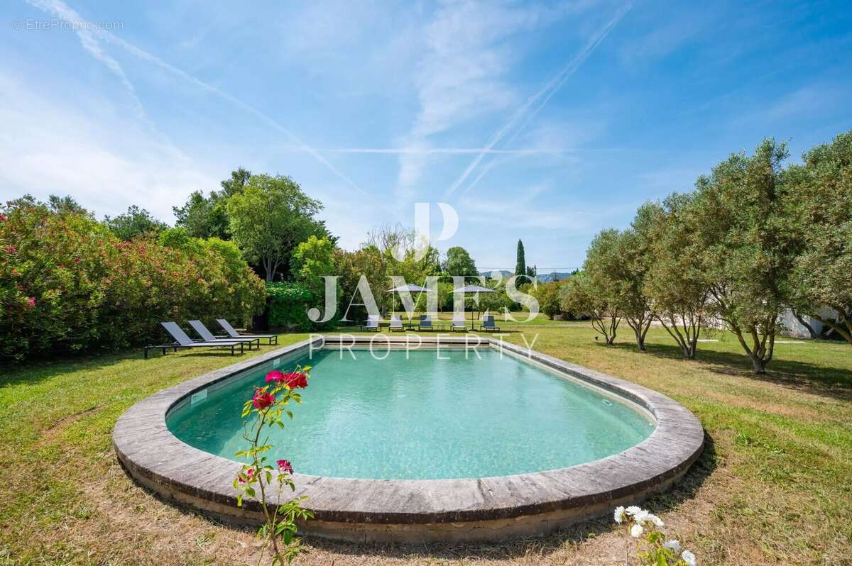 Maison à SAINT-REMY-DE-PROVENCE