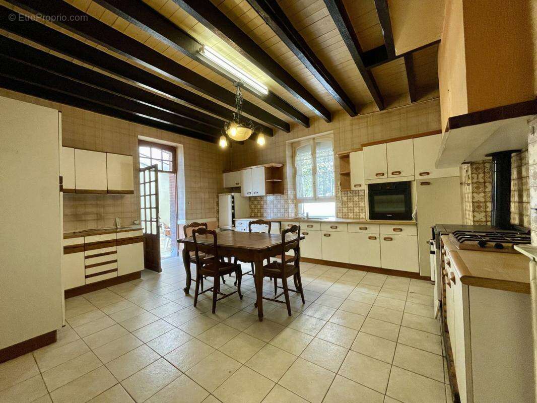 Maison à MIRANDOL-BOURGNOUNAC