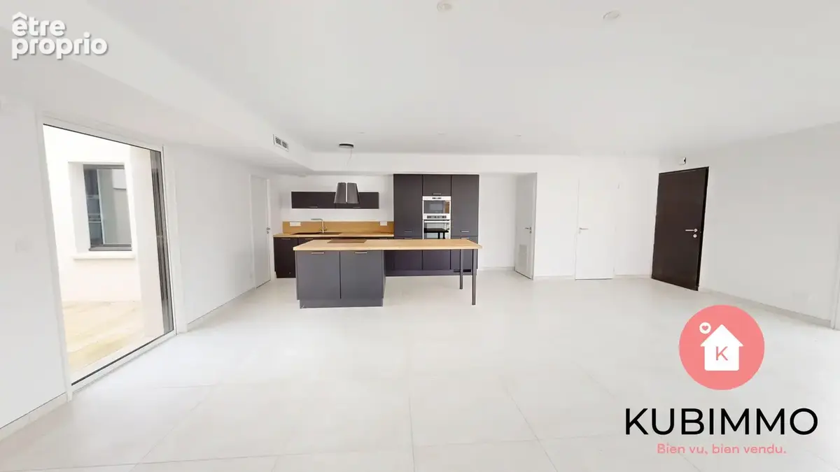 Maison 4 pièces 119 m² à vendre à Saint-Hilaire-La-Foret (85440) - photo 6