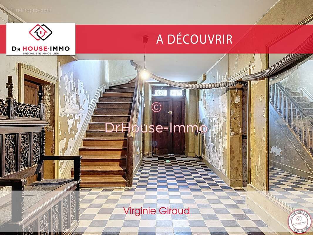 Maison à MANZAC-SUR-VERN