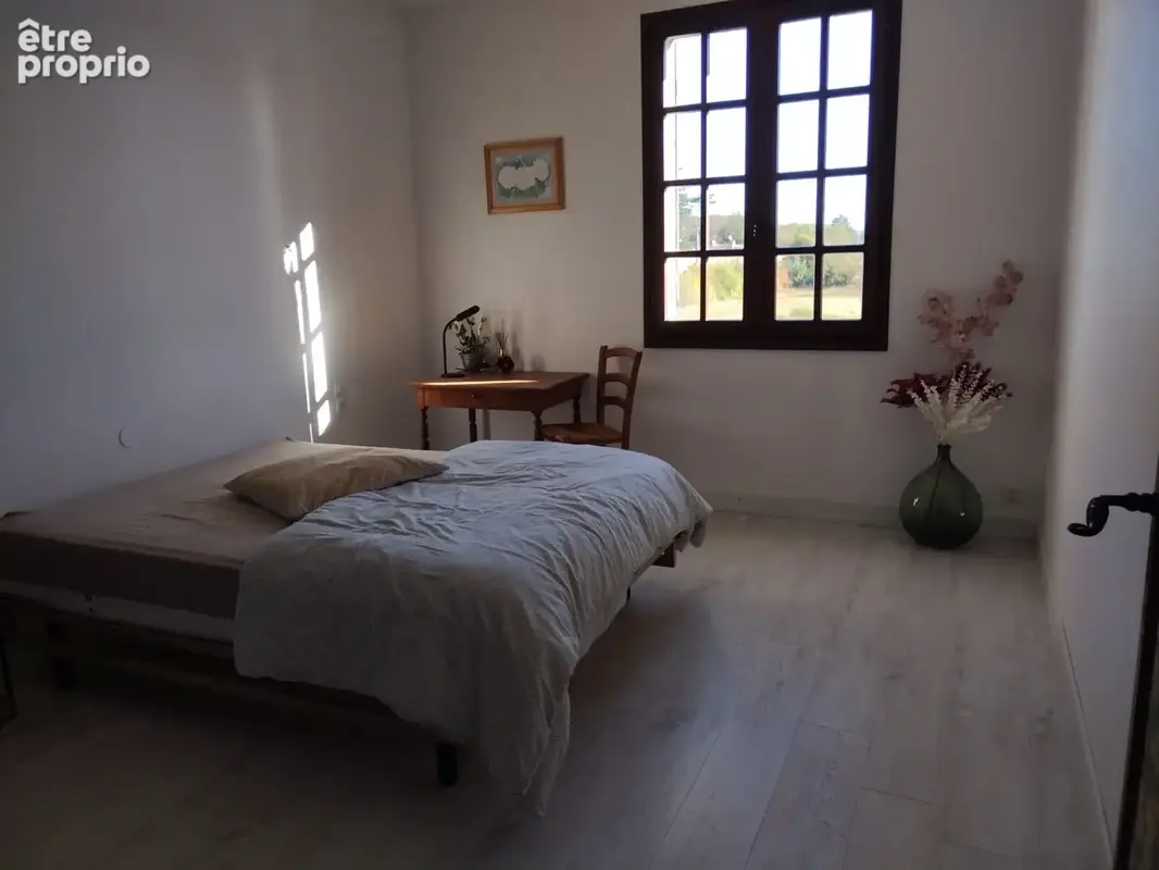Grande maison semi enterree - photo 16