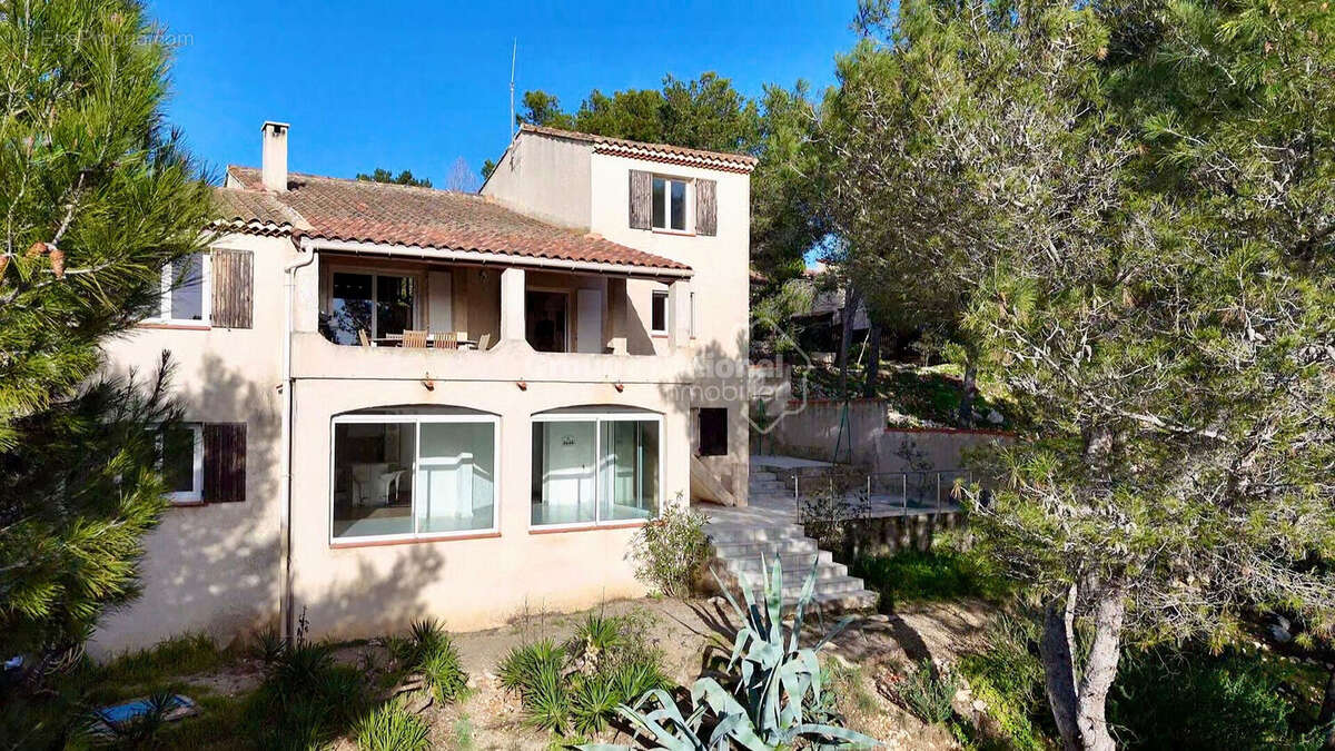 Maison à ENSUES-LA-REDONNE