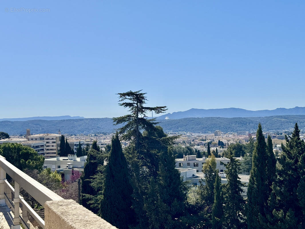 Appartement à AIX-EN-PROVENCE