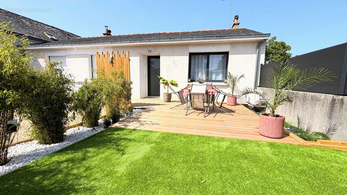 Maison à JUIGNE-SUR-LOIRE