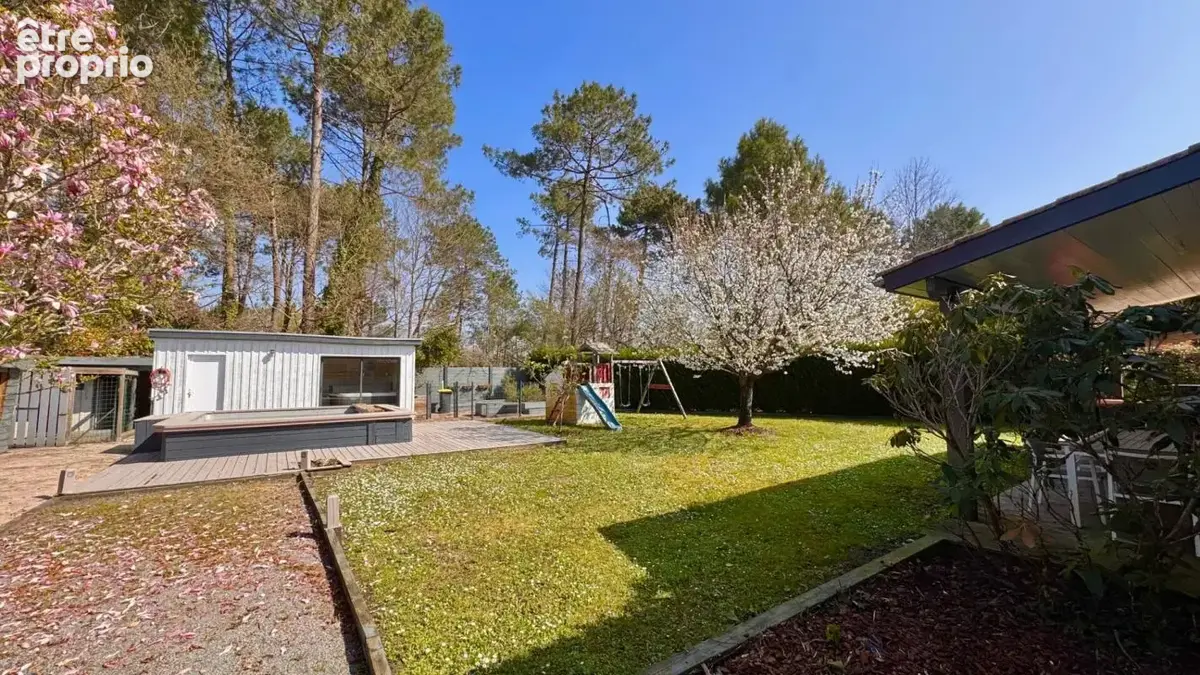 Villa bois en lisiere de forêt avec piscine et jacuzzi - photo 5