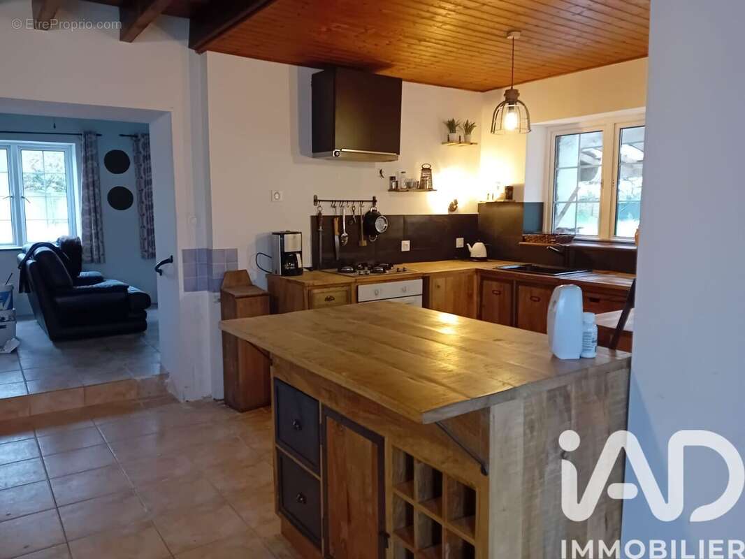 Photo 4 - Maison à SAINT-GEORGES-DE-POINTINDOUX