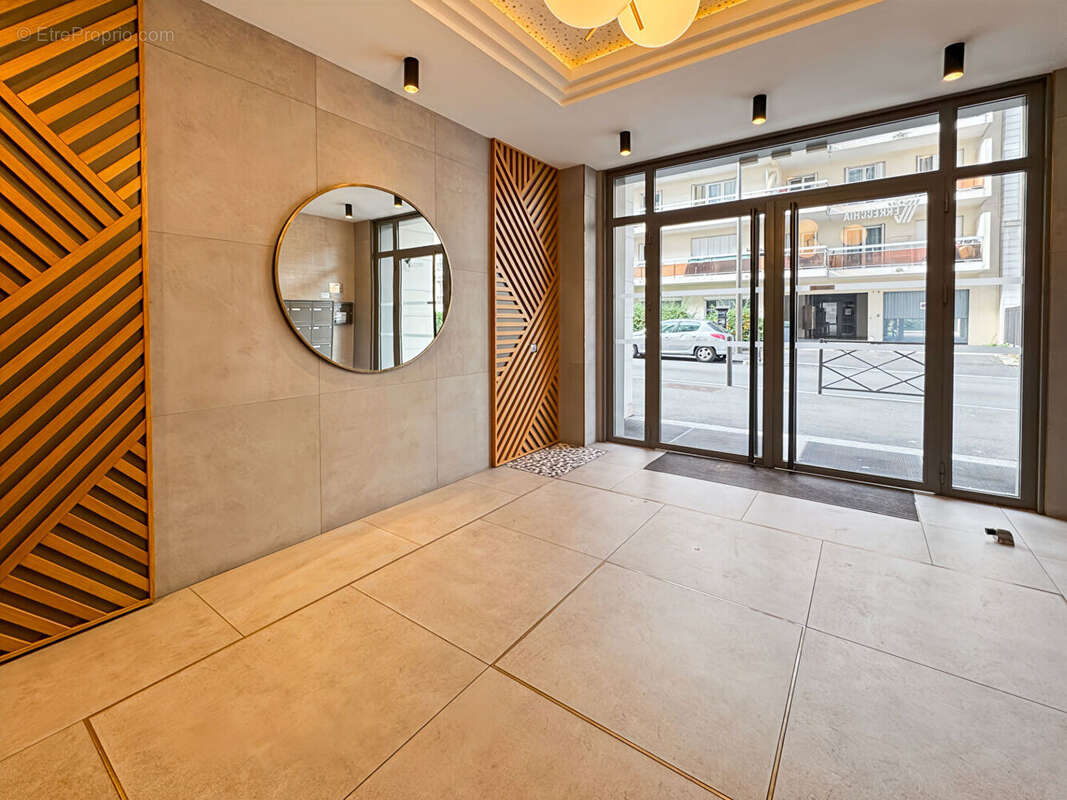 Appartement à ROSNY-SOUS-BOIS