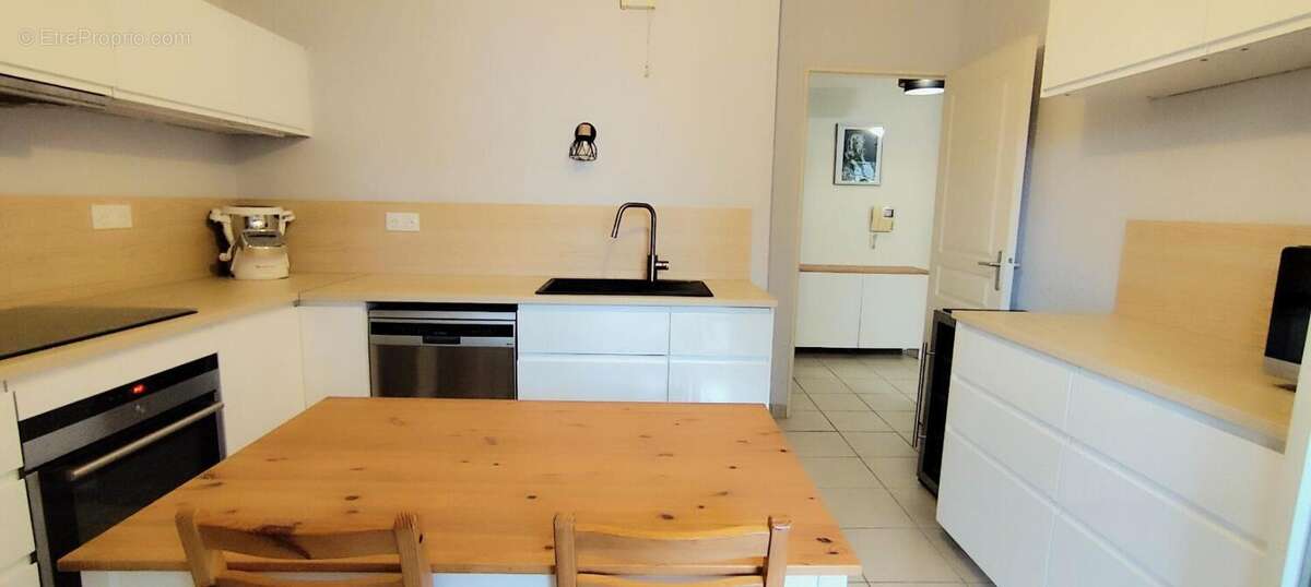 Tassin La Demi Lune Magnifique appartement 4 pièces de 87 m2 avec terrasse 13m2 - photo 6